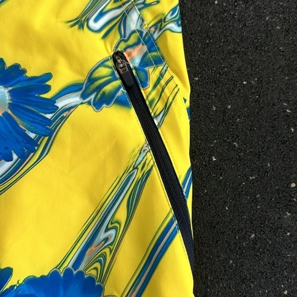 Adidas Sea Tech board shorts NWT - Picture 4 of 5